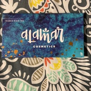 Alamar Blush Trío